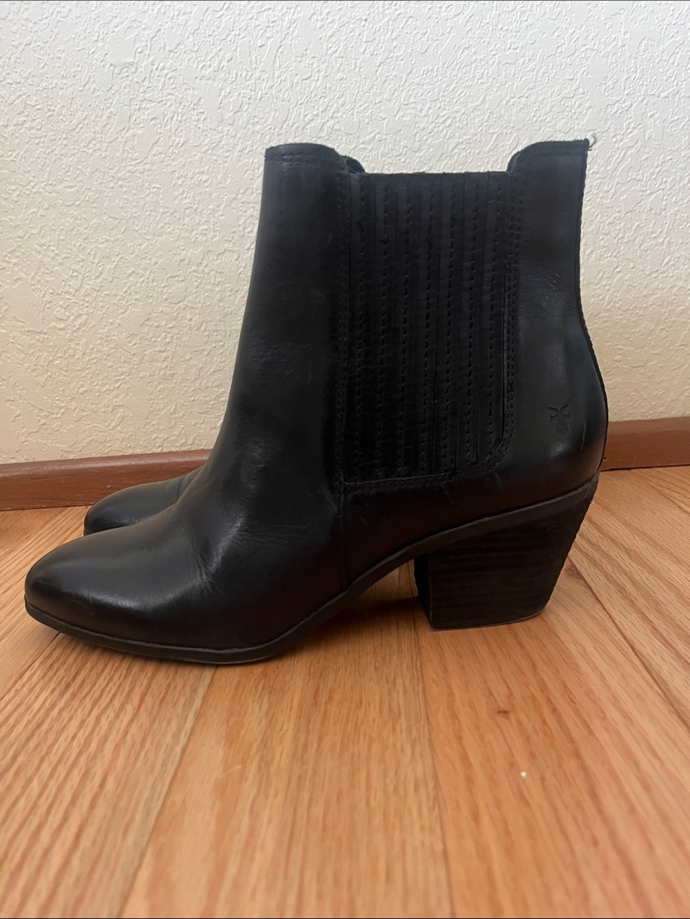 Frye Sandra Booties, Size 8.5